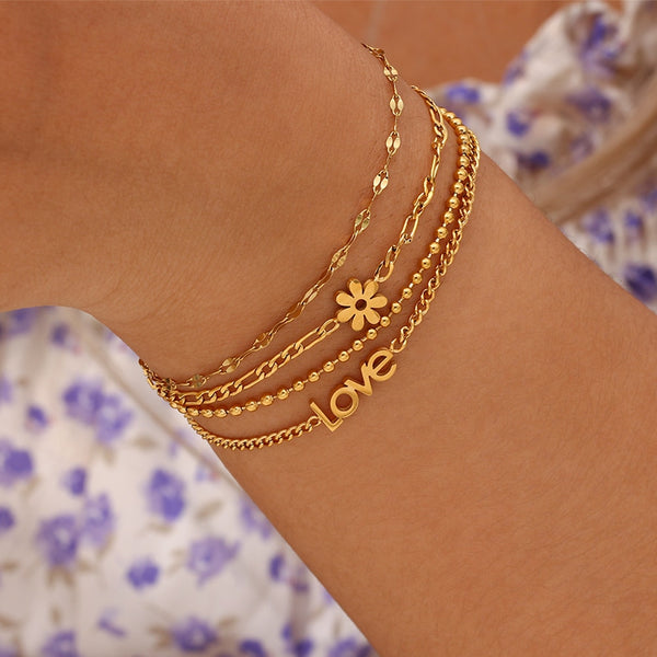 18k Gold Flower Bracelet