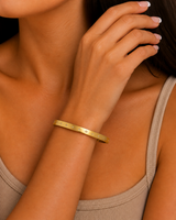 18k Gold Twinkle Diamond Bangle Bracelet
