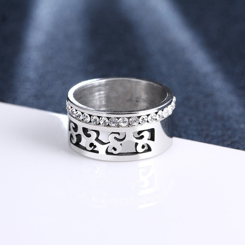 Diamond Elegance Ring (18k Gold / Sterling Silver)