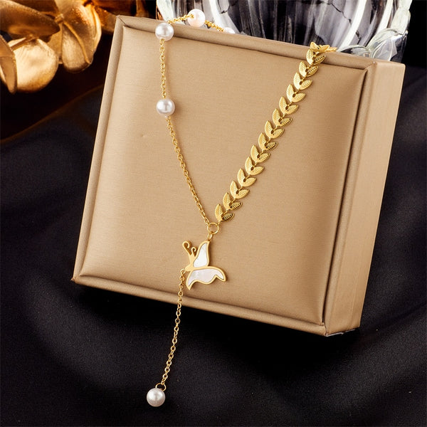 18k Gold Pearl New Life Necklace