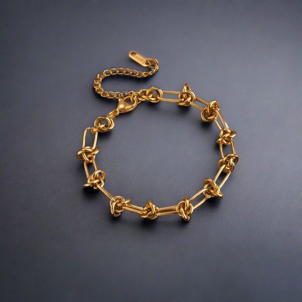 18k Gold Barbed Bracelet