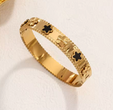 18k Gold Black Onyx Clover Bangle Bracelet