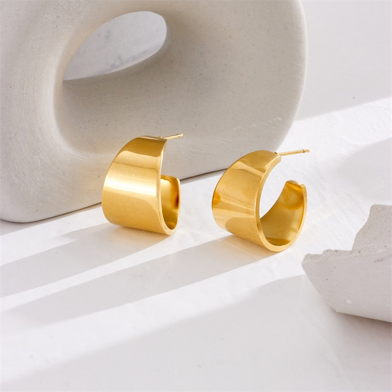 18k Gold Gentle Lover Earrings