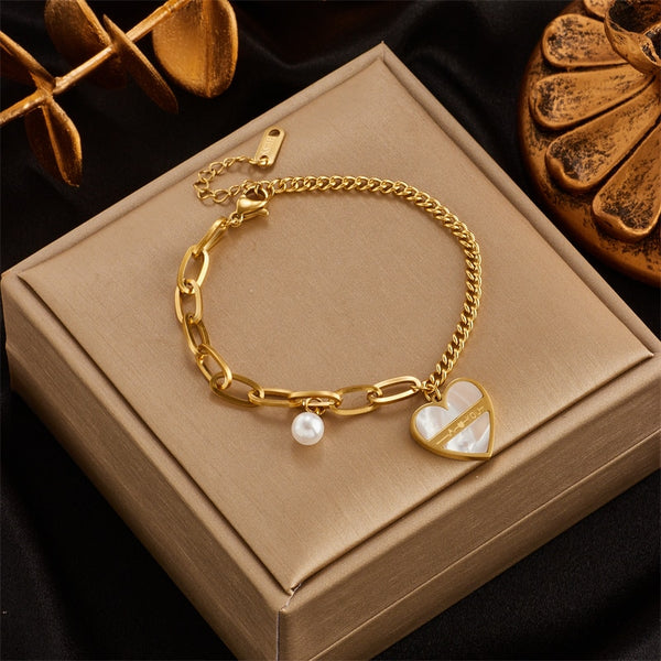 18k Gold Romance Beat Bracelet