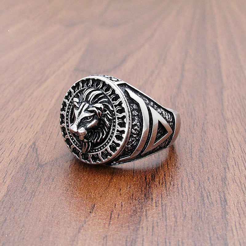 Vintage Lion King Ring