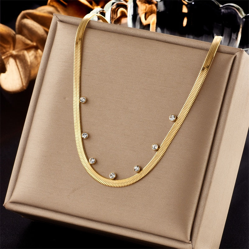 18k Gold Diamond Snake Chain necklace