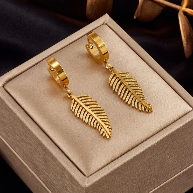 18k Gold feather Earrings