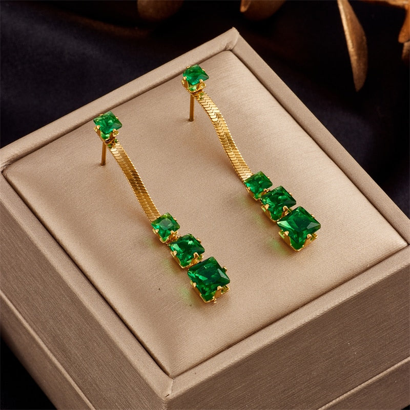 18k Gold Snake Chain Emerald Stone Earrings