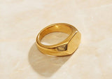 Enamel Classic 18k Gold Ring