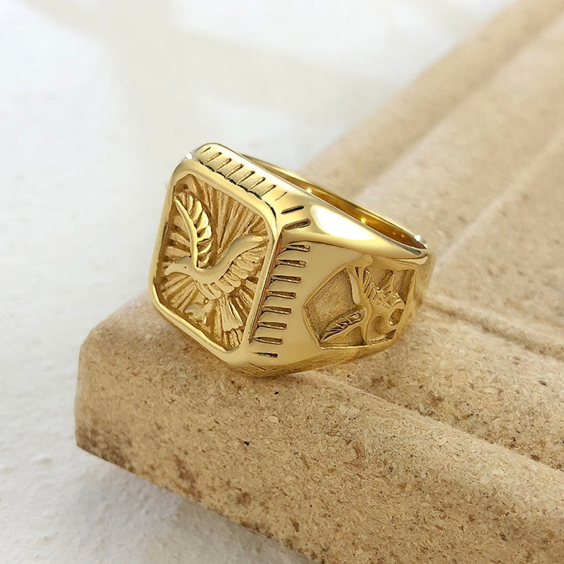 18k Gold Eagle Ring