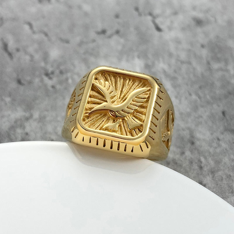 18k Gold Eagle Ring